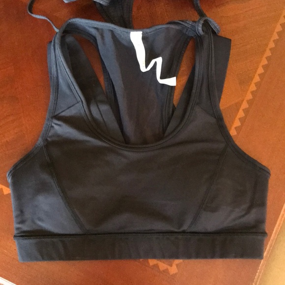 NWT Lululemon Black Tough It Out Tank - Picture 4 of 6